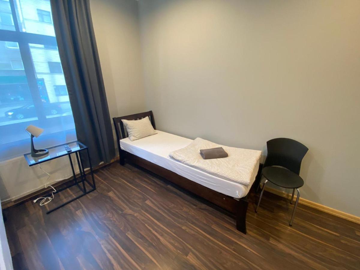 Aparthotel Riga Kültér fotó A single room at the hostel