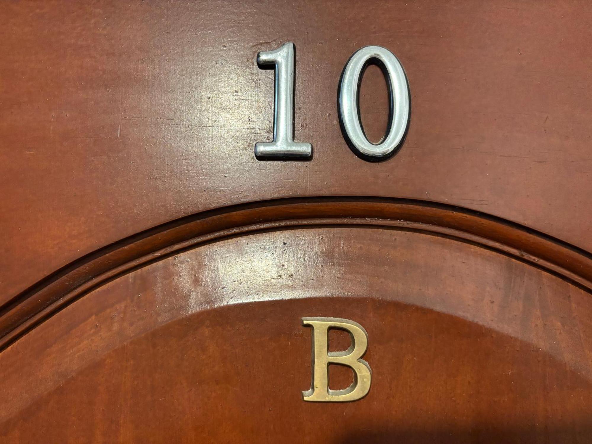 Aparthotel Riga Szoba fotó The 10B apartment door